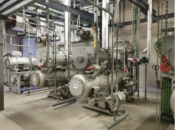 Großes gekühltes Logistikzentrum für die Lagerung und Verarbeitung frischer und gefrorener Lebensmittel