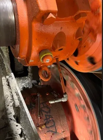 Better Together: How Route Collection and Online Monitoring Helped Prevent a Paper Mill Shutdown